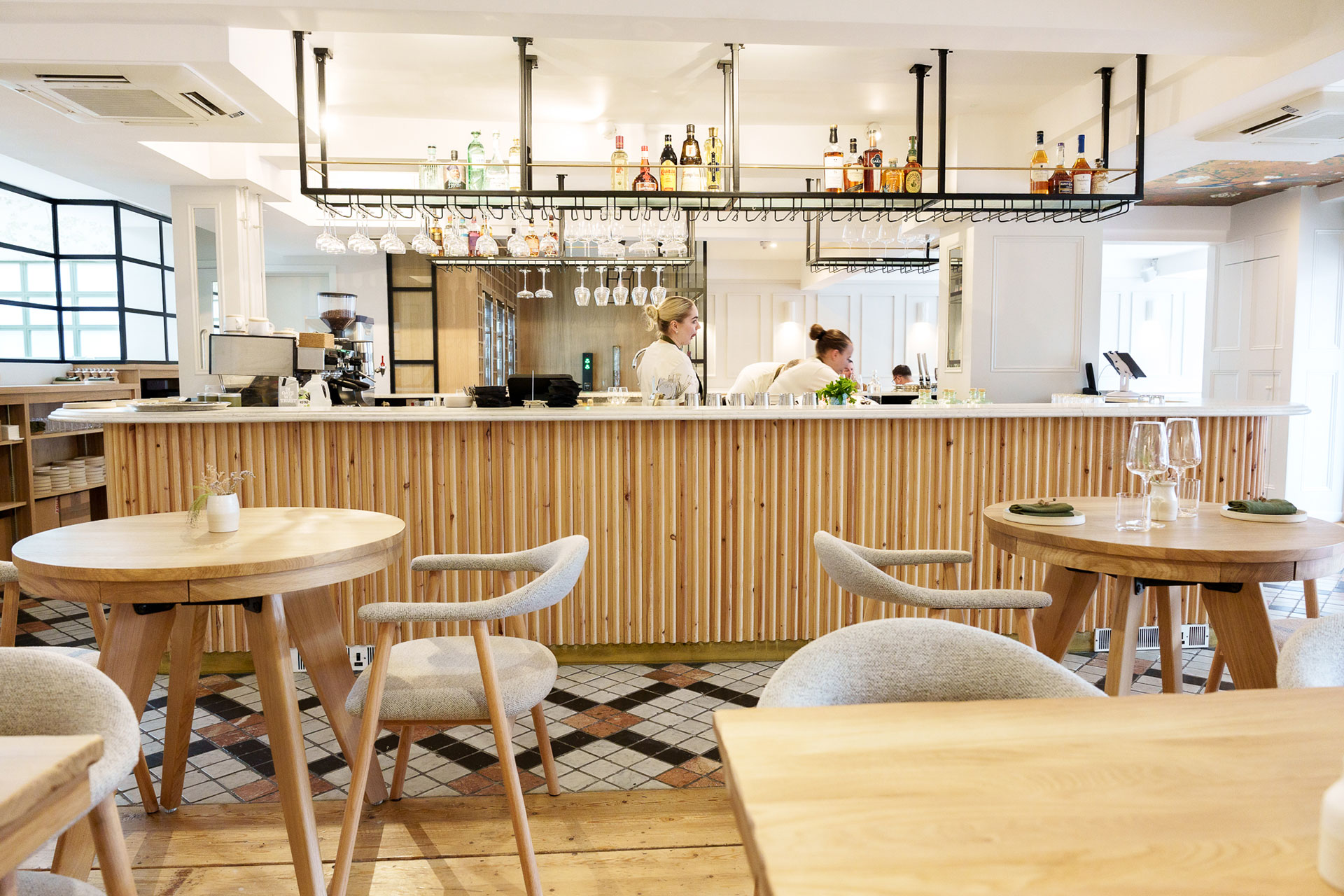 Restaurant Online ‘purposeful, hyper-seasonal cooking’